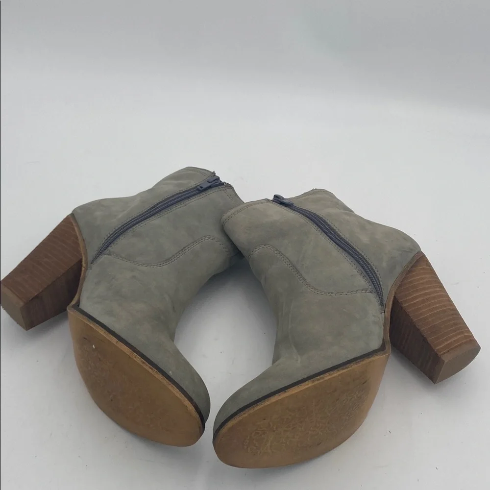 Aldo Gray Ankle Boots with Wooden Heel women 9 leather suede casual festival Y2K